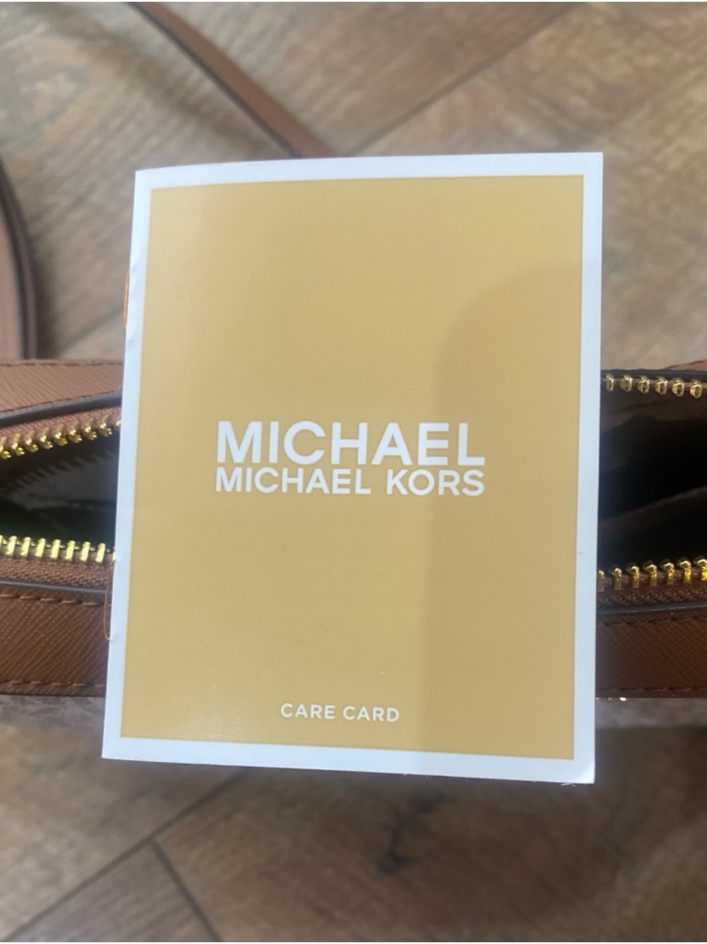 NWT Michael Kors Jet Set Travel Logo Crossbody Bag in Brown/Signature - Picture 3 of 6